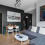 דירה De Prestige Avec Balcon - 16e *
