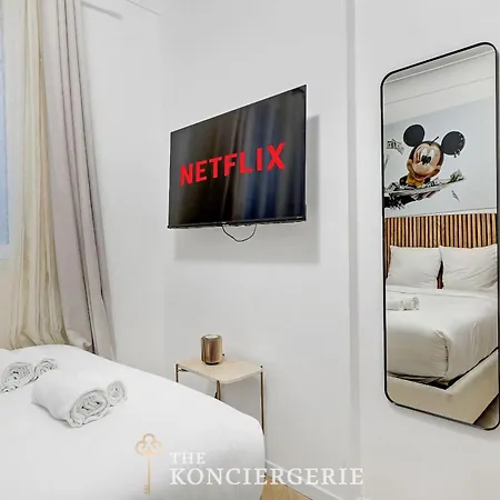 De Prestige Avec Balcon - 16e Paris